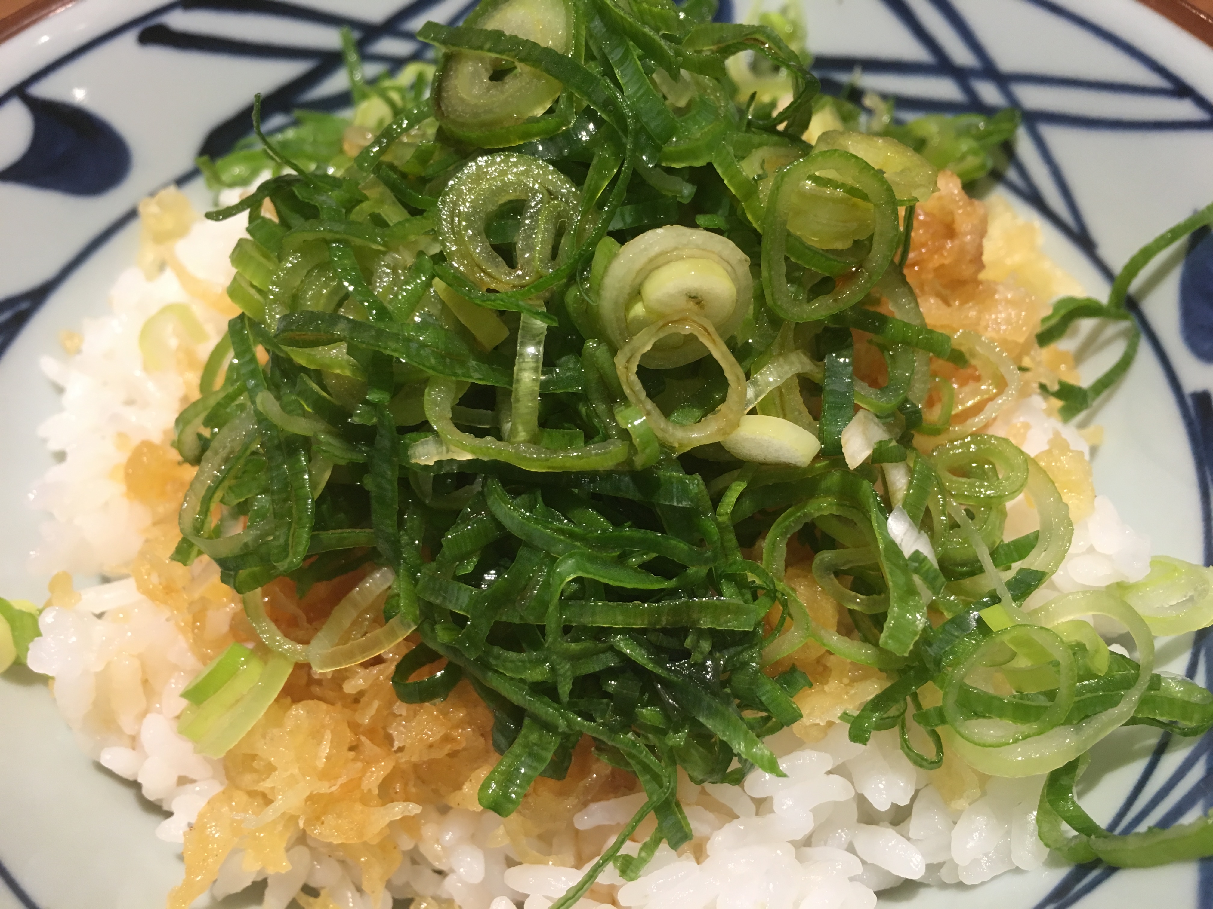 丸亀製麺 うどんを注文しない勇気 白ご飯のみ注文して揚げ玉ご飯 司法書士行政書士きりがやブログ きりログ